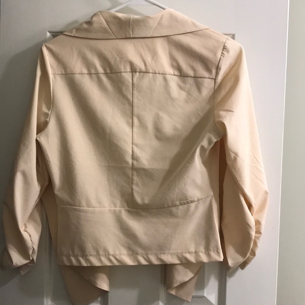Blazer - Picture 2 of 2